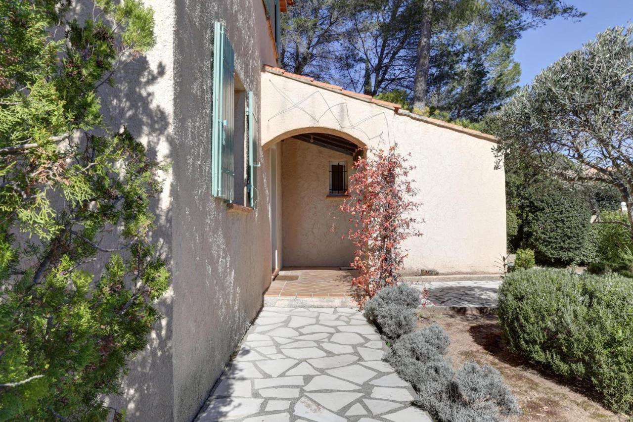 Villa 8 Pers, Climatisee, Piscine Chauffee, Un Havre De Paix Sous Les Pins Parasols Roquebrune-sur Argens Exteriér fotografie