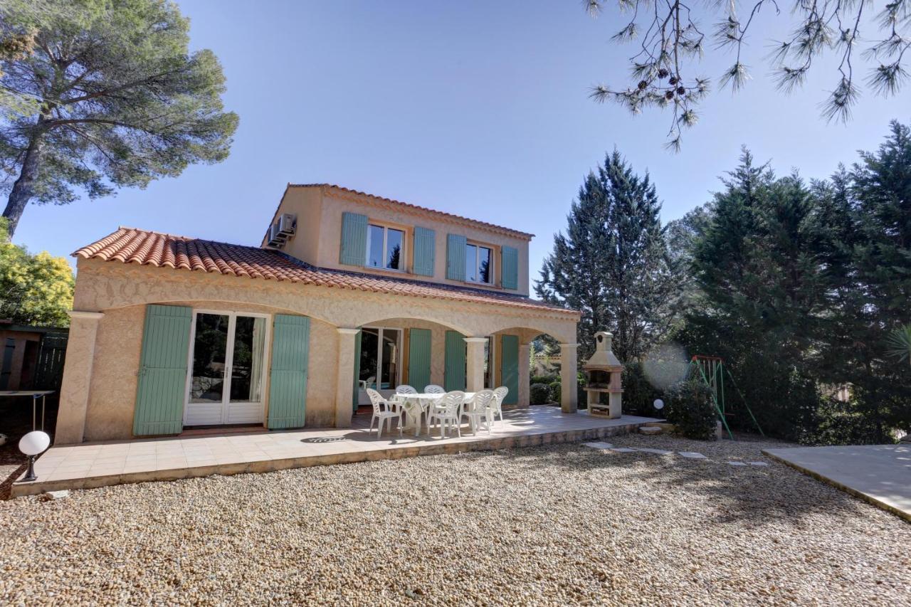 Villa 8 Pers, Climatisee, Piscine Chauffee, Un Havre De Paix Sous Les Pins Parasols Roquebrune-sur Argens Exteriér fotografie