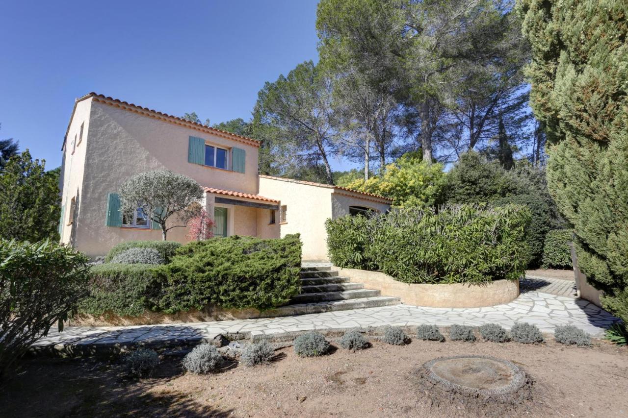 Villa 8 Pers, Climatisee, Piscine Chauffee, Un Havre De Paix Sous Les Pins Parasols Roquebrune-sur Argens Exteriér fotografie
