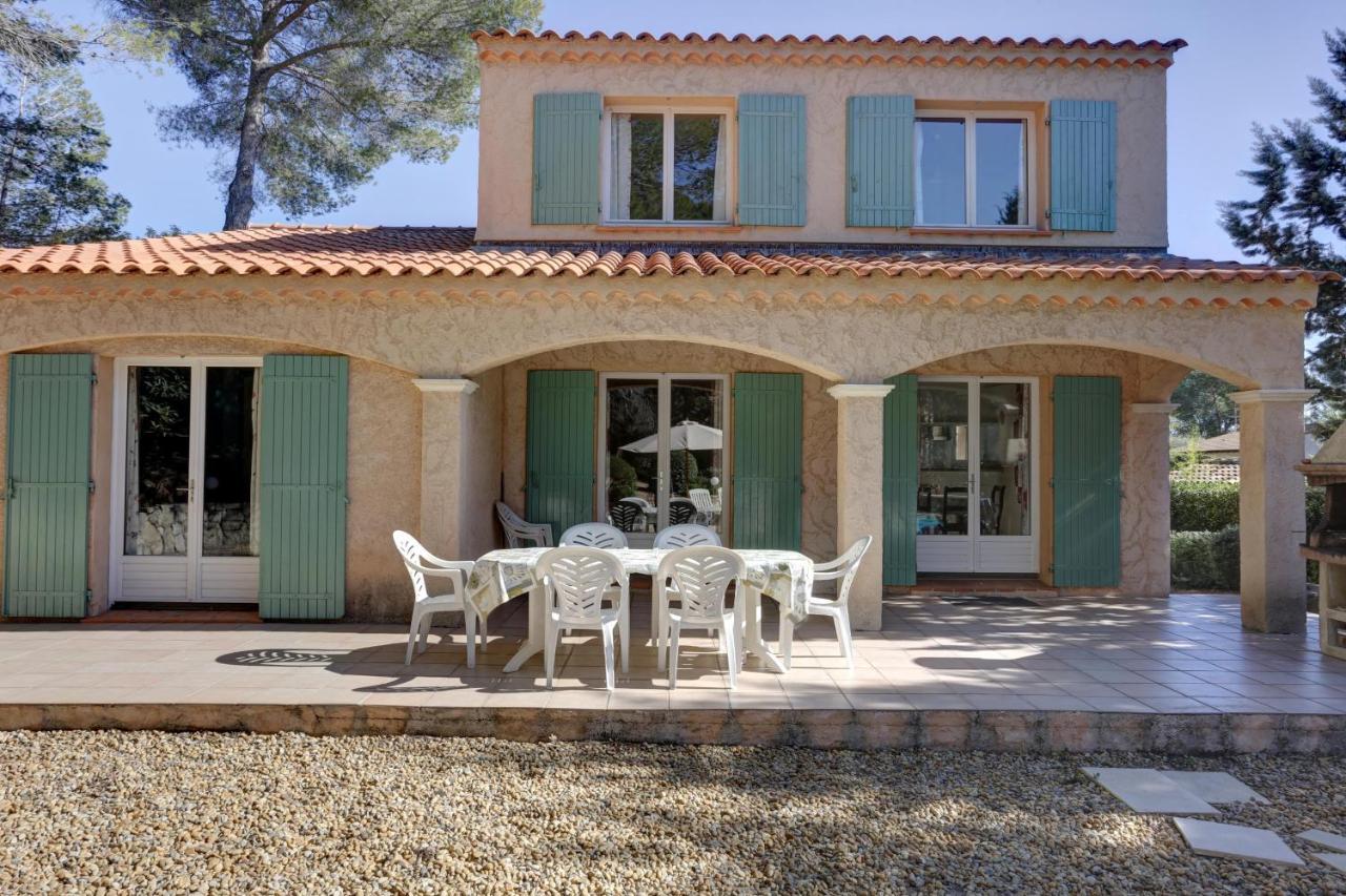 Villa 8 Pers, Climatisee, Piscine Chauffee, Un Havre De Paix Sous Les Pins Parasols Roquebrune-sur Argens Exteriér fotografie