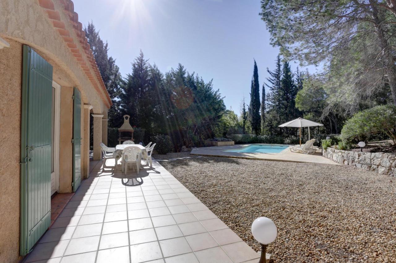 Villa 8 Pers, Climatisee, Piscine Chauffee, Un Havre De Paix Sous Les Pins Parasols Roquebrune-sur Argens Exteriér fotografie